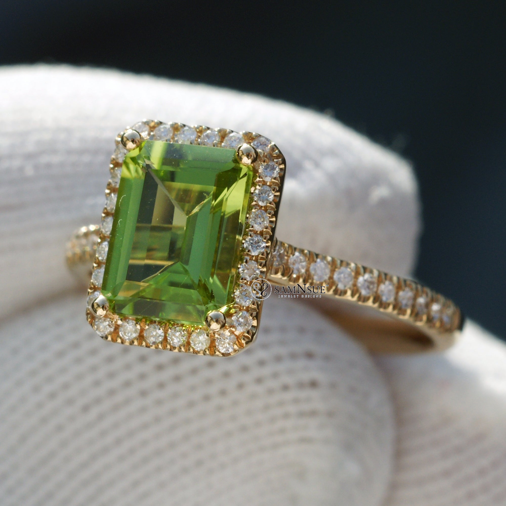 Peridot diamond halo ring emerald cut yellow gold 8x6mm