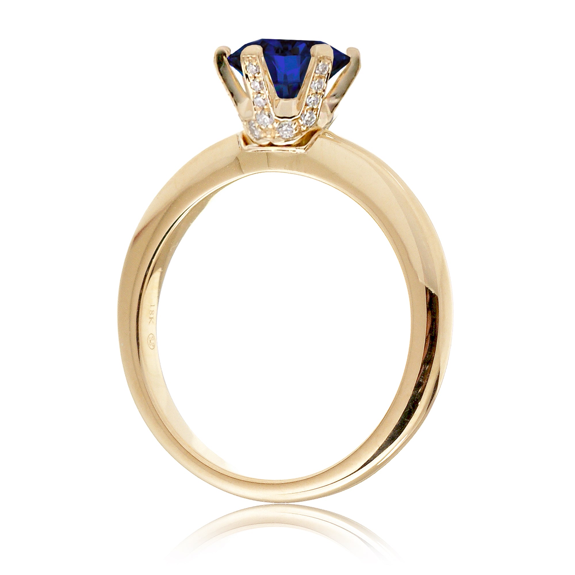 The Eve Solitaire Oval Sapphire Ring (Lab-Grown)