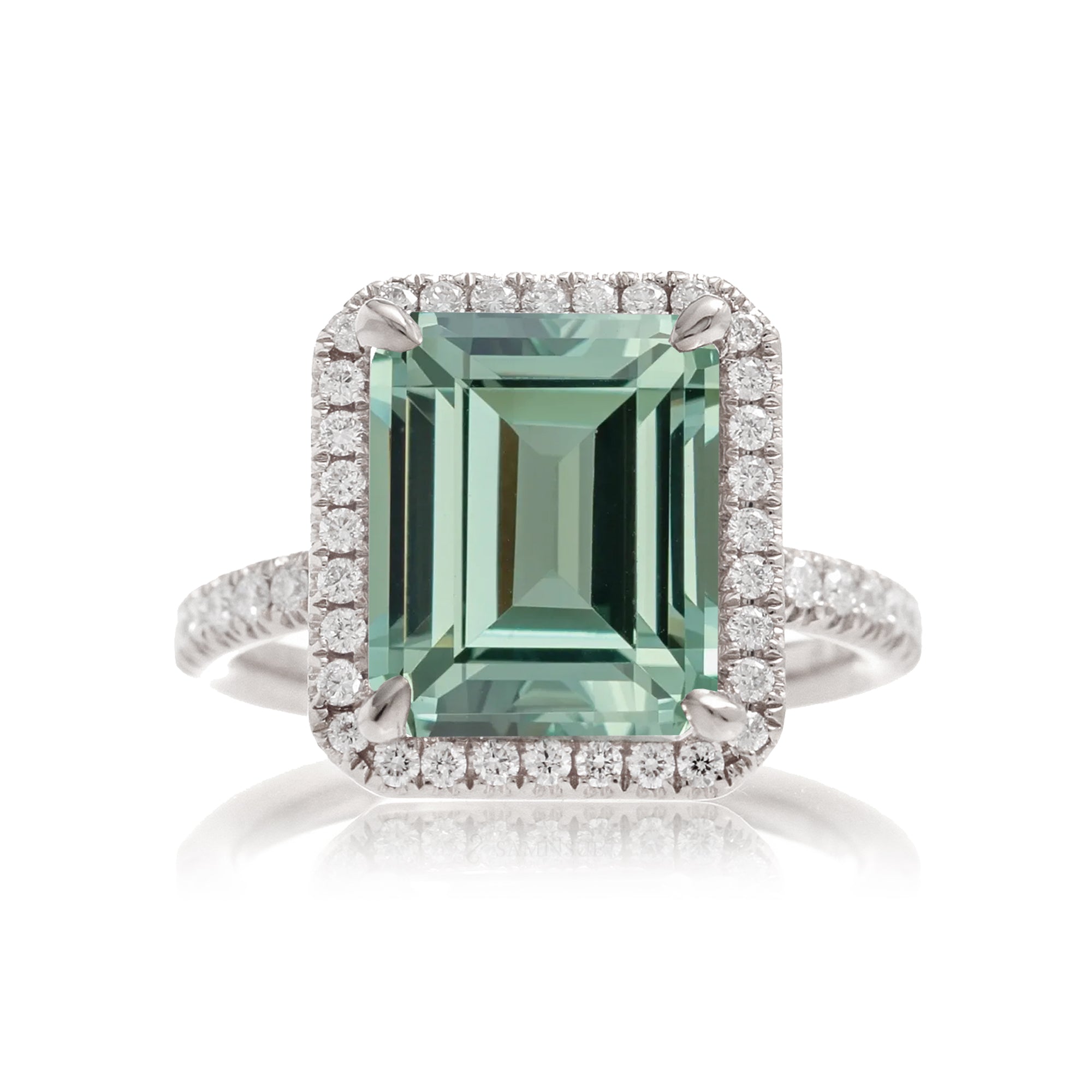 Green sapphire ring emerald cut the Drenched white gold