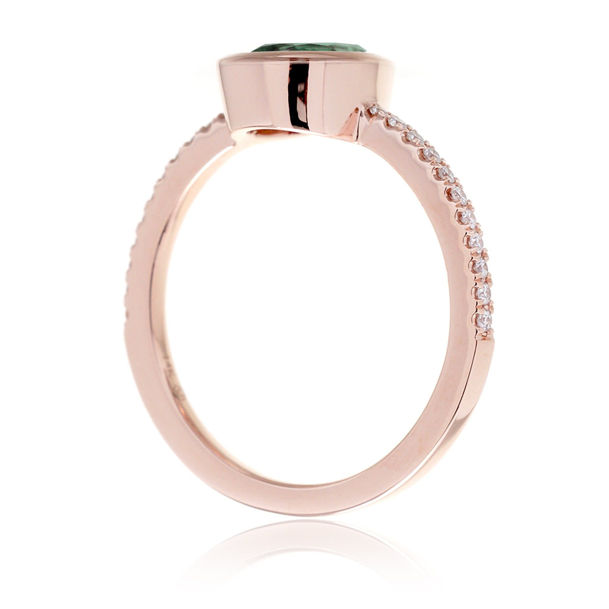 Pear green sapphire bezel set ring The Beverly rose gold