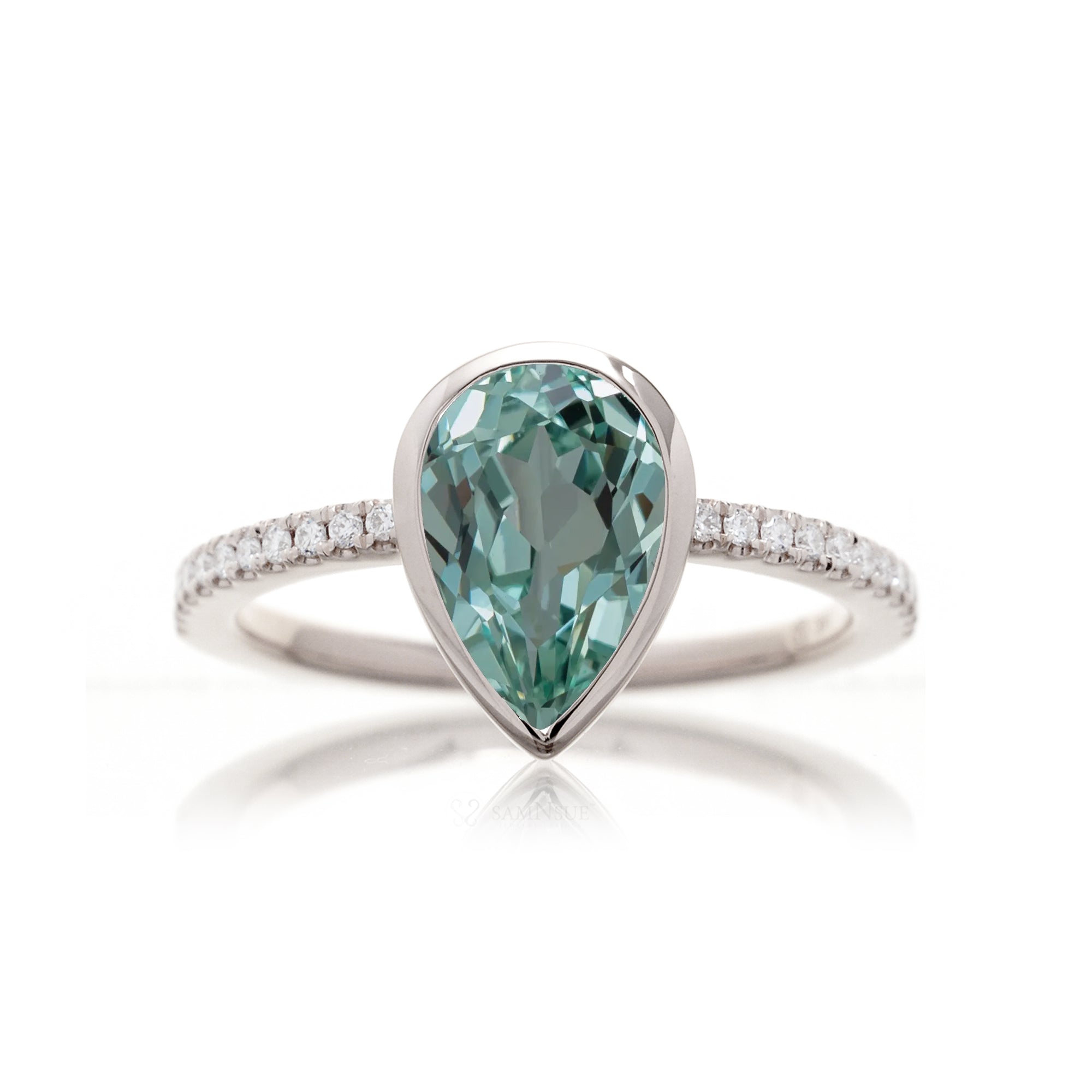 Pear green sapphire bezel set ring The Beverly white gold