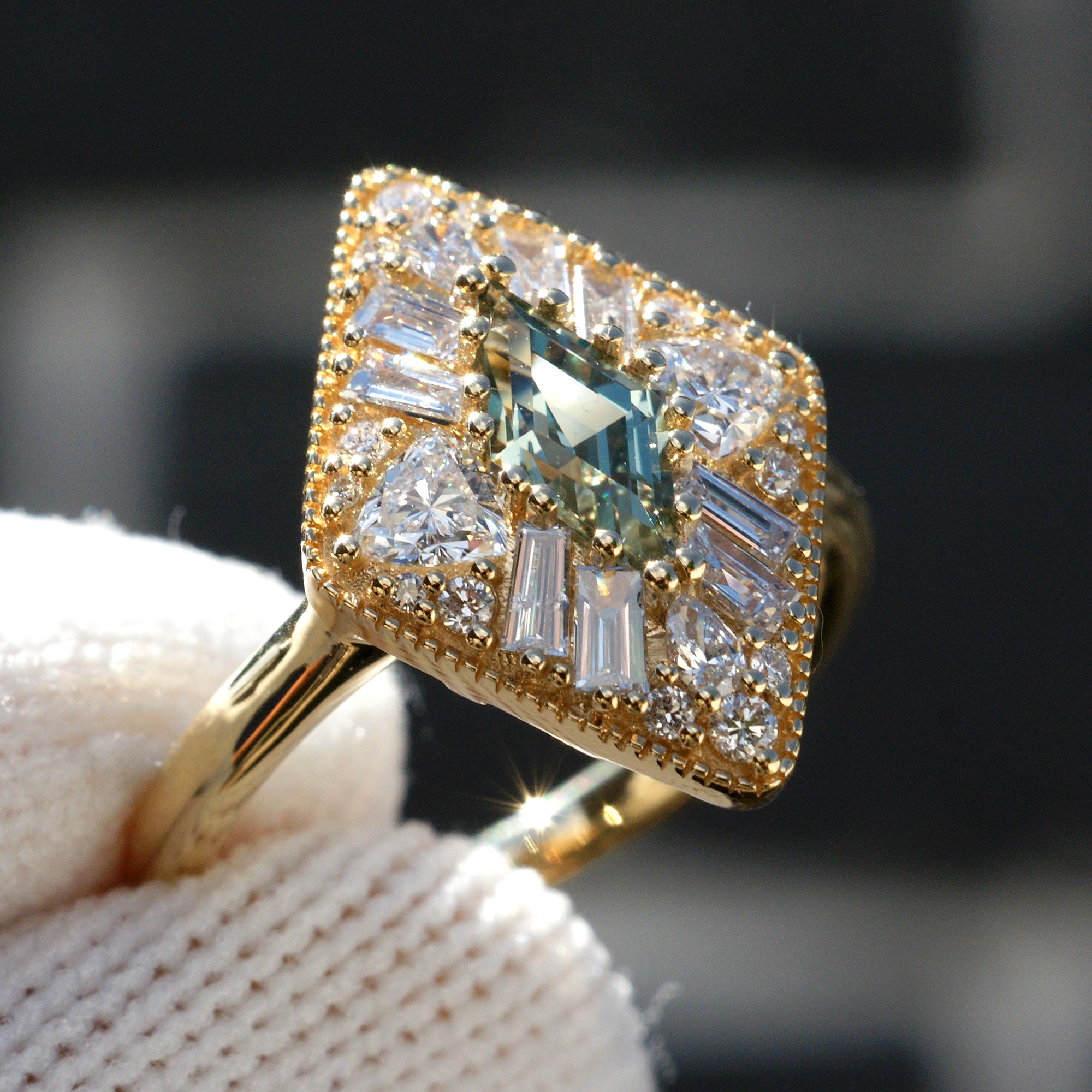 The Eloise Kite Green Sapphire Ring 18k Yellow Gold (1.44ct tw.)