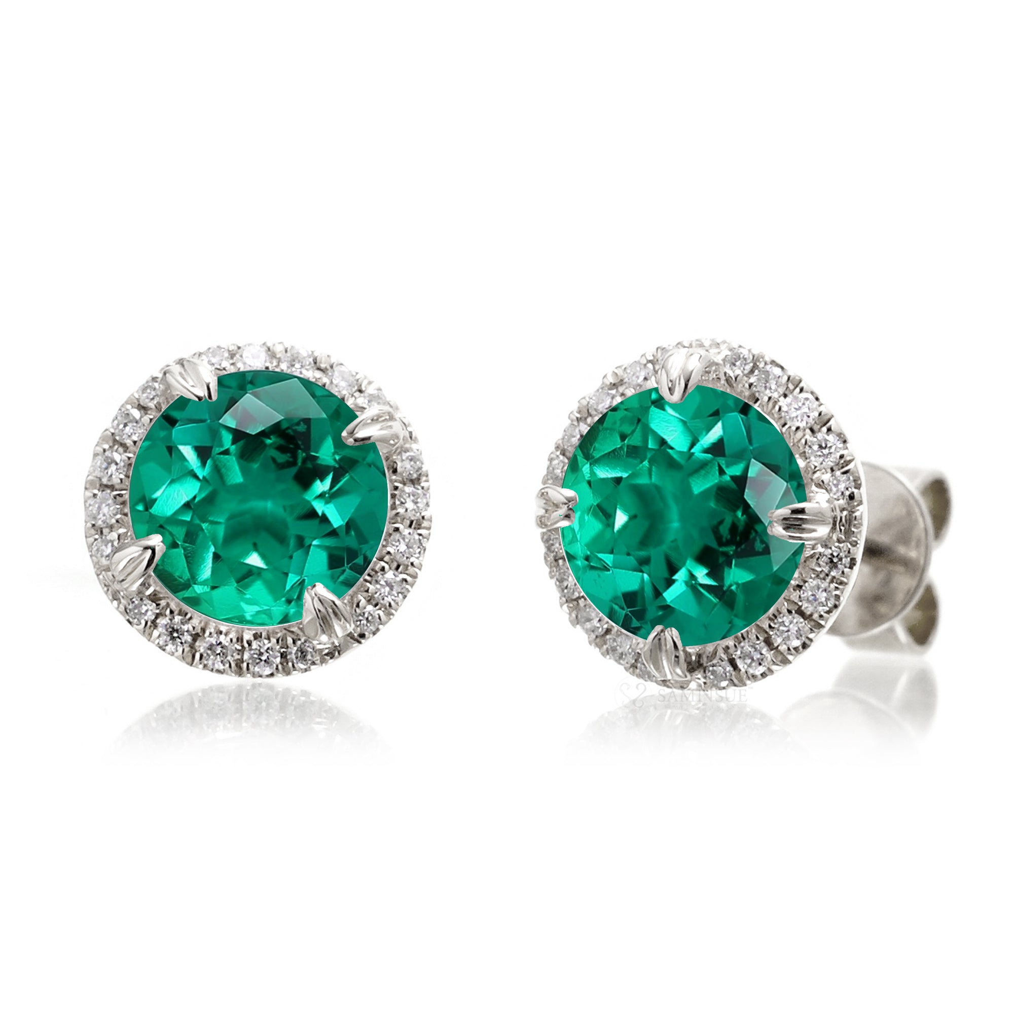 The Signature Round Emerald Stud Earrings