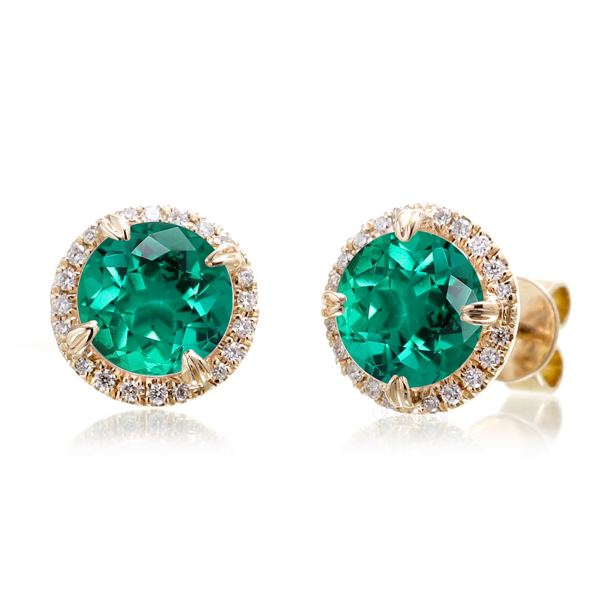 The Signature Round Emerald Stud Earrings