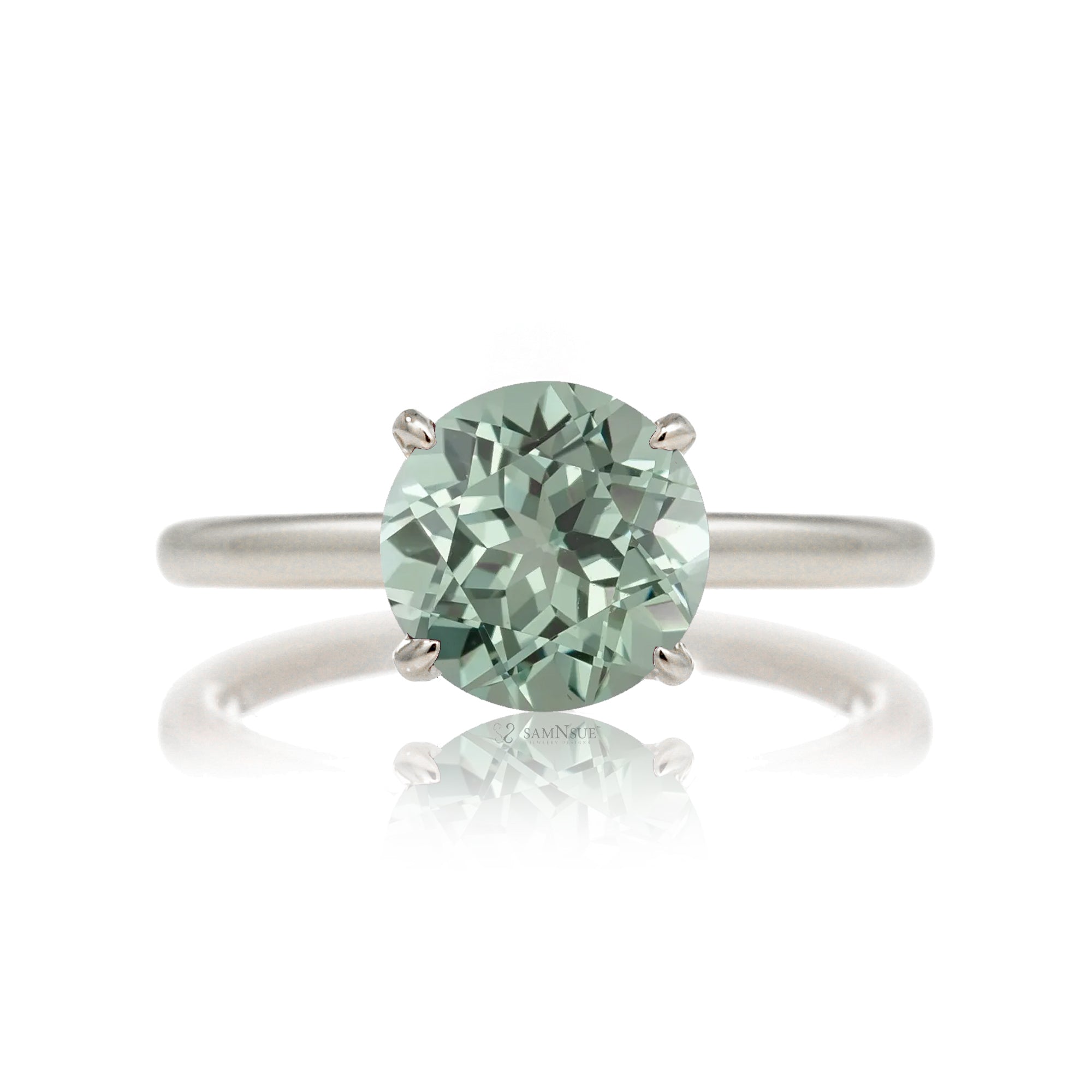 The Lucy Round Cut Green Sapphire Ring (Lab-Grown)