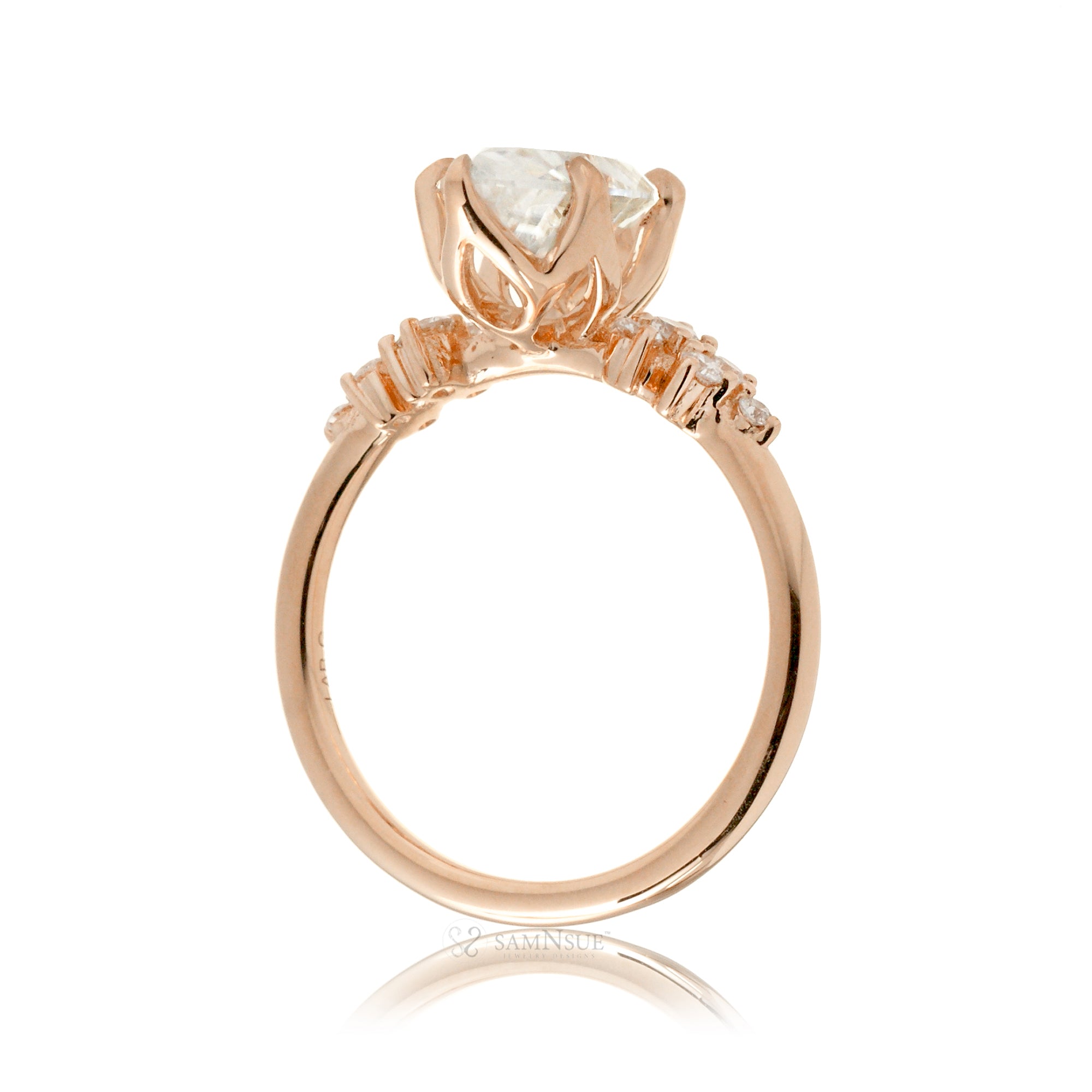 Oval cut diamond engagement ring with rose gold