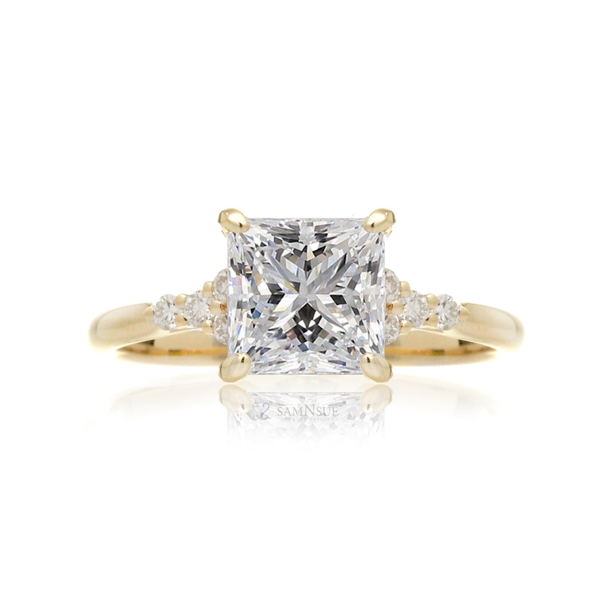 The Chloe Princess Cut Diamond Ring (Lab-Grown)