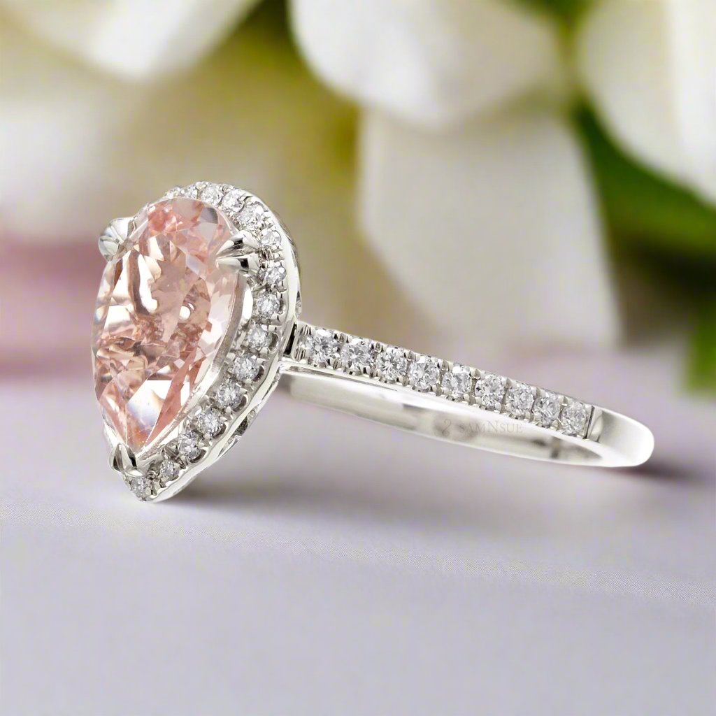 Pear morganite diamond halo ring in white gold - the Signature