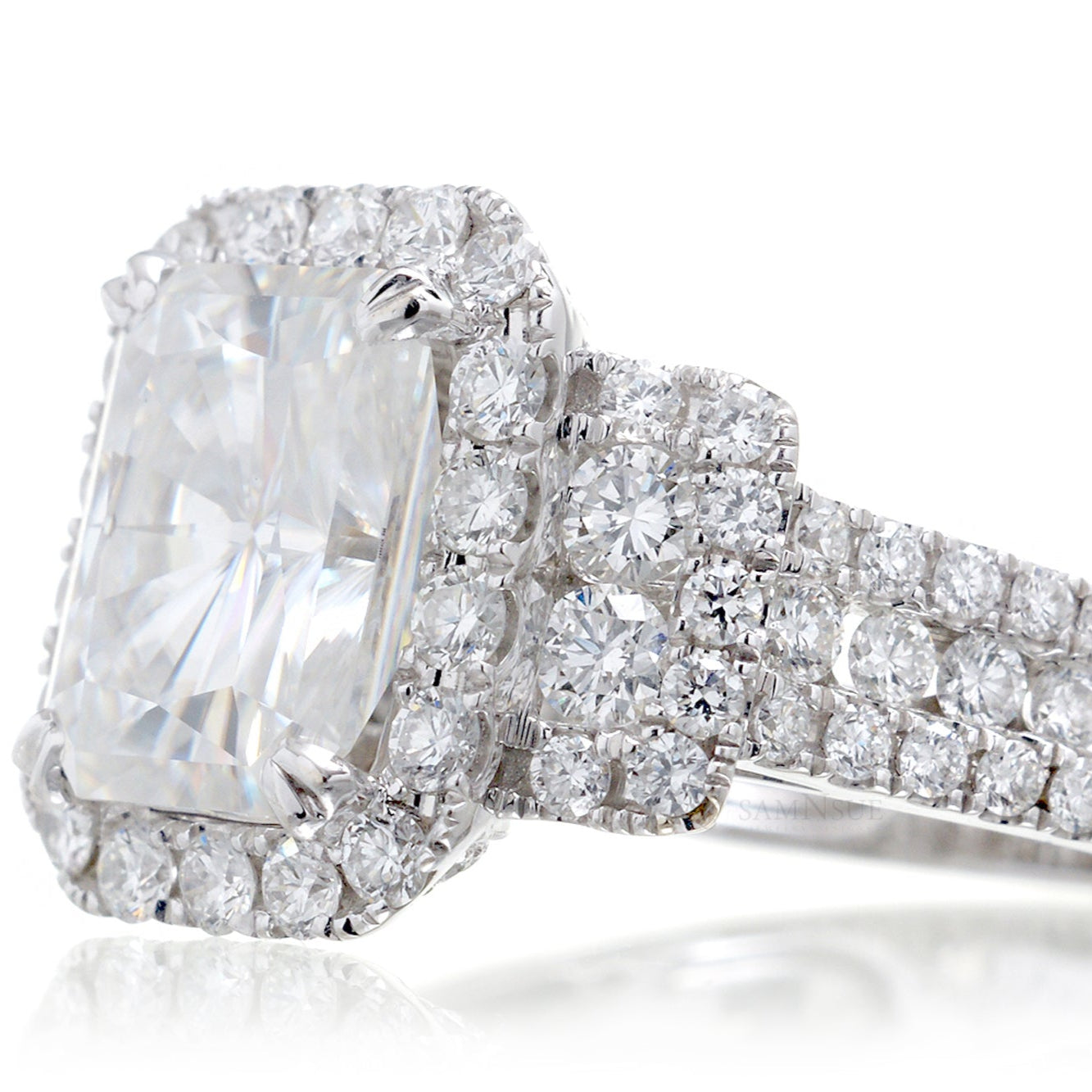 The Sydney Emerald Cut Diamond Ring