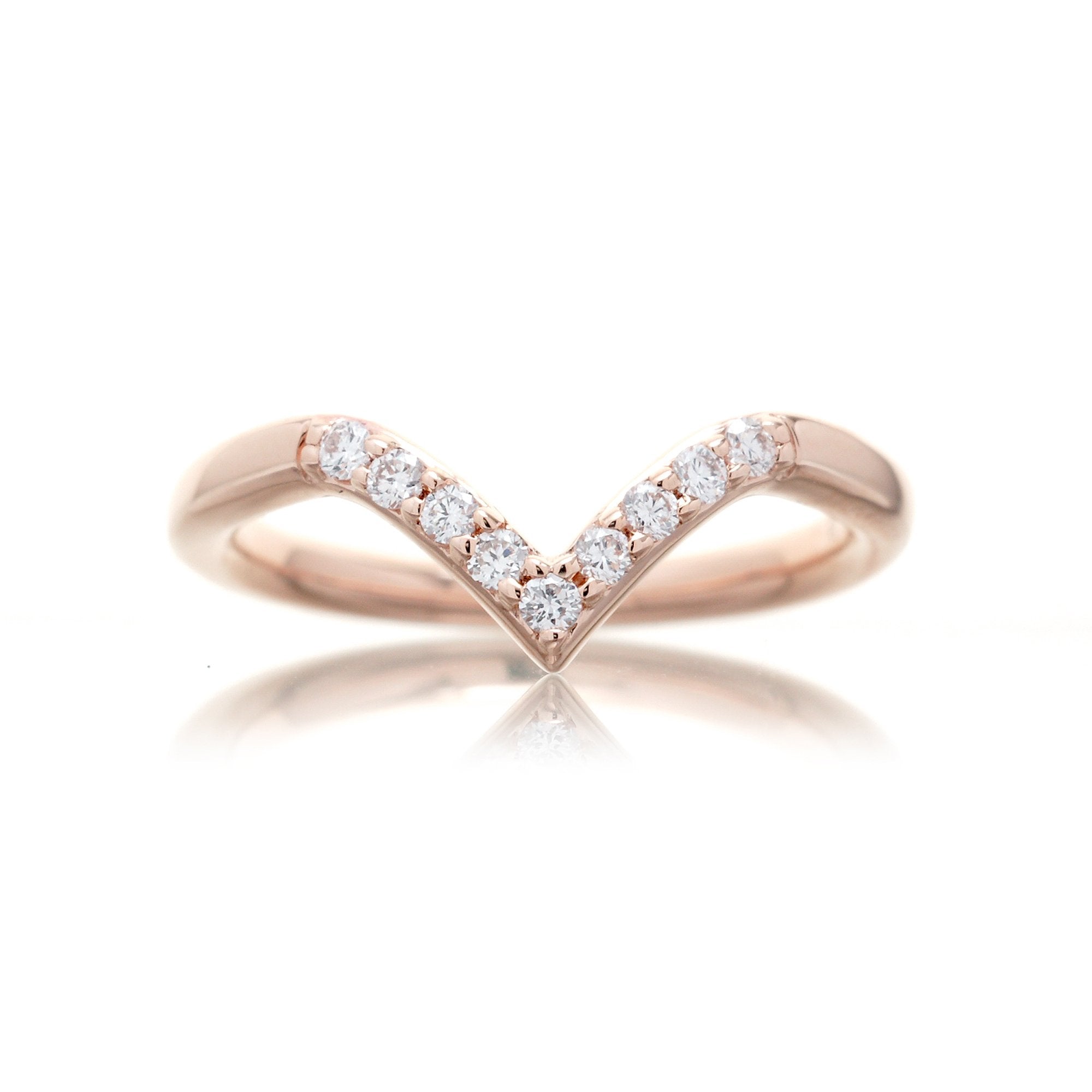 V shape diamond wedding band in rose gold