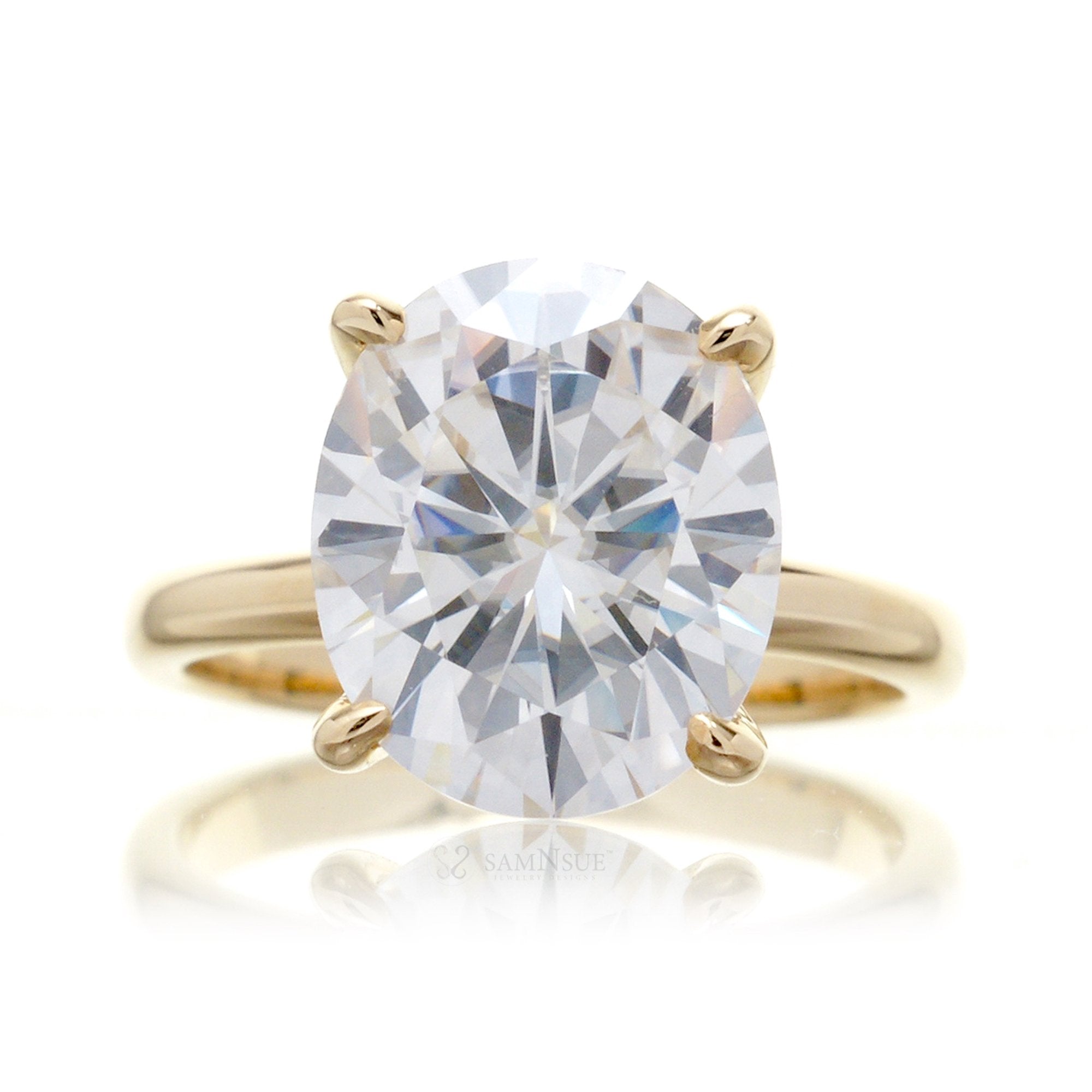 The Kim Oval Moissanite Ring