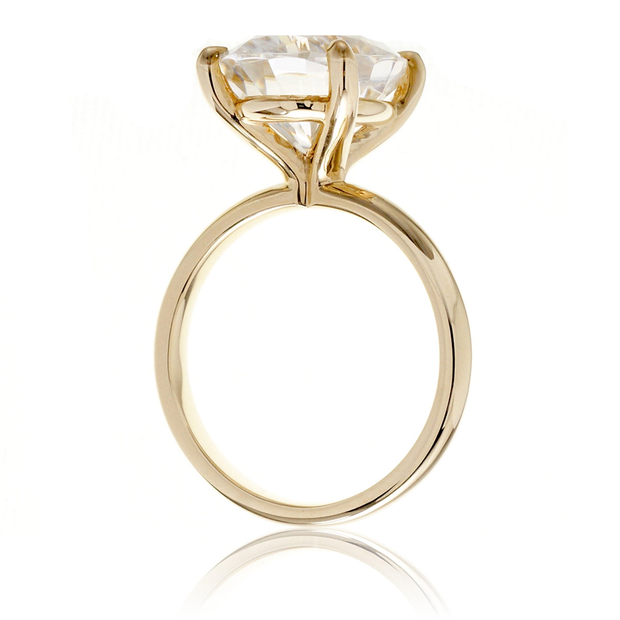 The Kim Oval Moissanite Ring