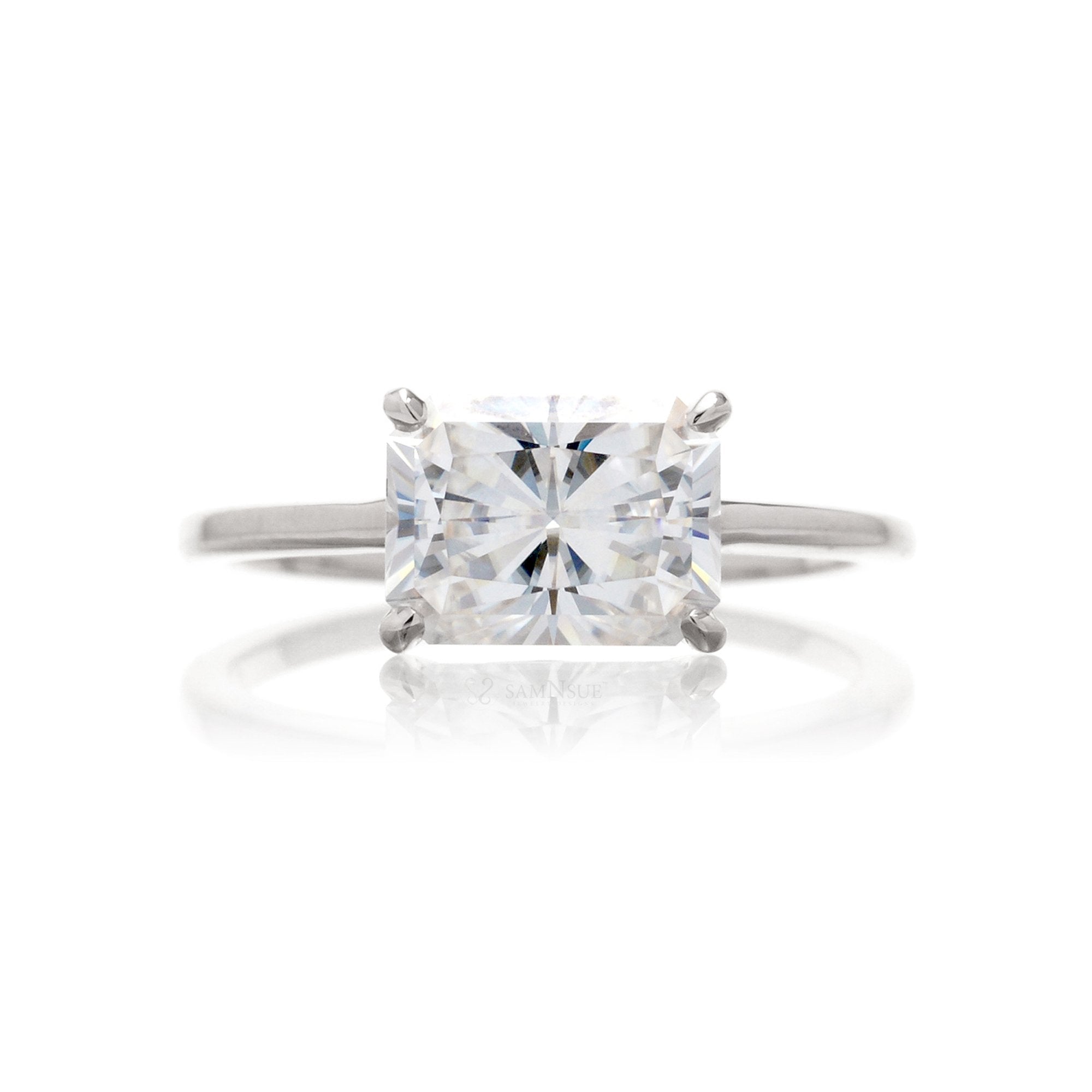 The Lynn Radiant Moissanite