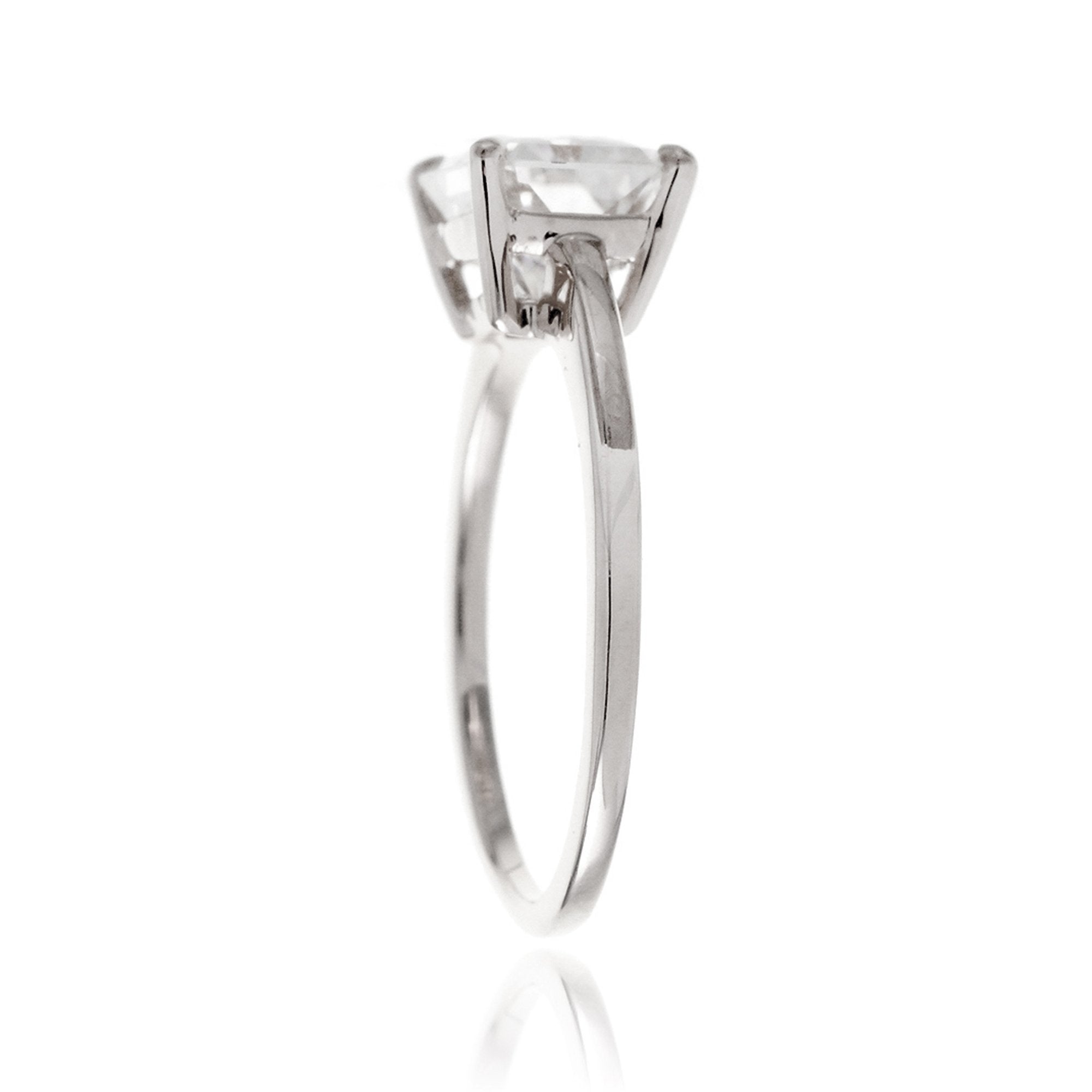 The Lynn Radiant Moissanite